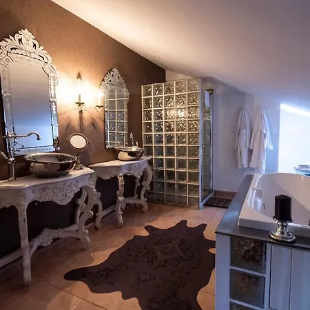 Casa vacanze Xalet Centric, Acces A Peu Telecabina Pistes